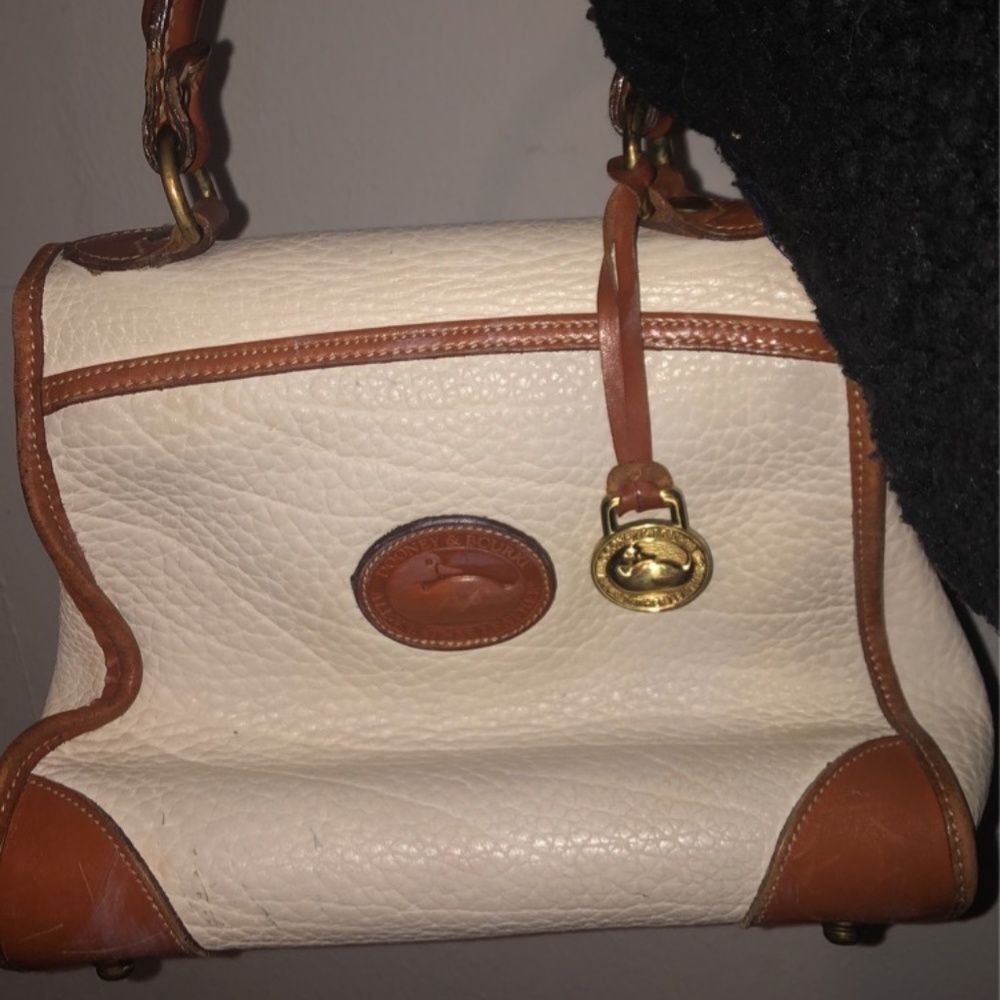 Dooney & Burke hand bag